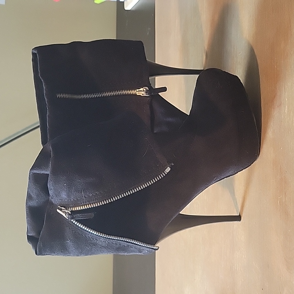 Black heels
